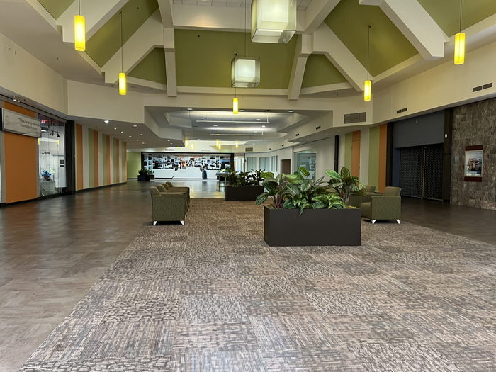 Macomb Mall - July 22 2022 (newer photo)